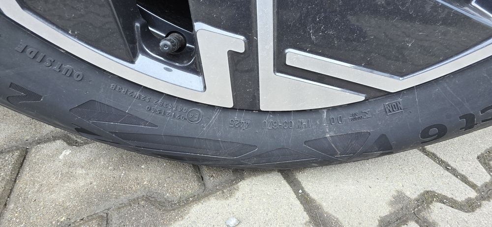 Vand 4 Anvelope TUCSON  215/65/R17 103 V XL