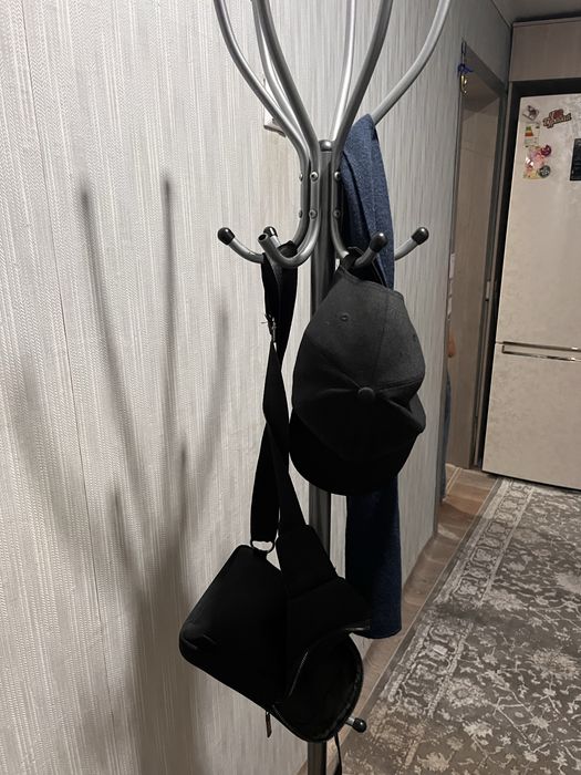 продаю вешалкууу