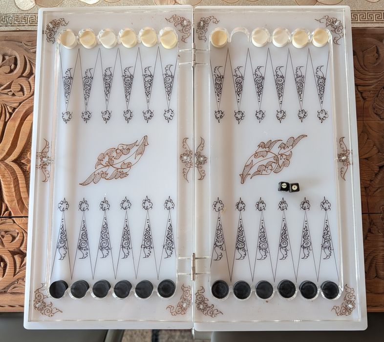 Эксклюзивные нарды ручной работы (Эпоксидная смола / Акрил)