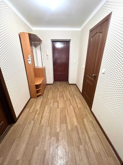 Продаётся 2 комн квартира