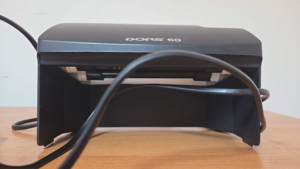 Детектор купюр DORS 60