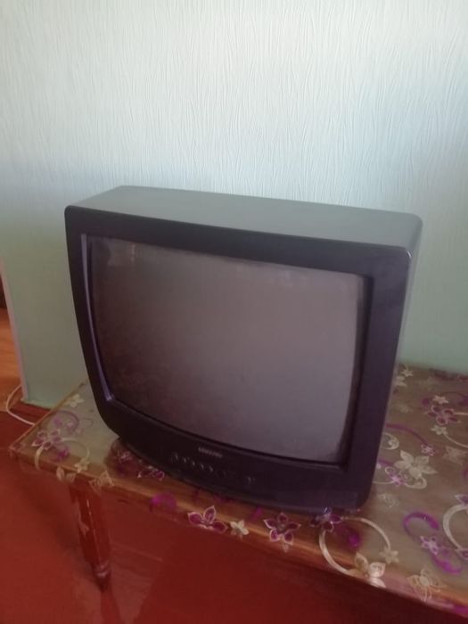 Продаю цветной телевизор
