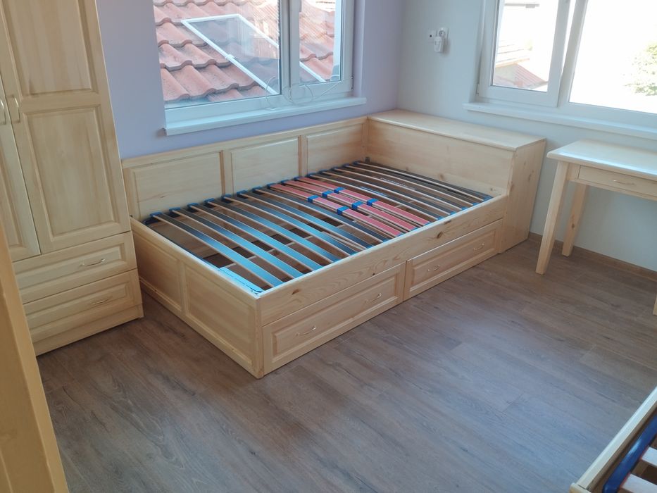 Мебели от масив по поръчка