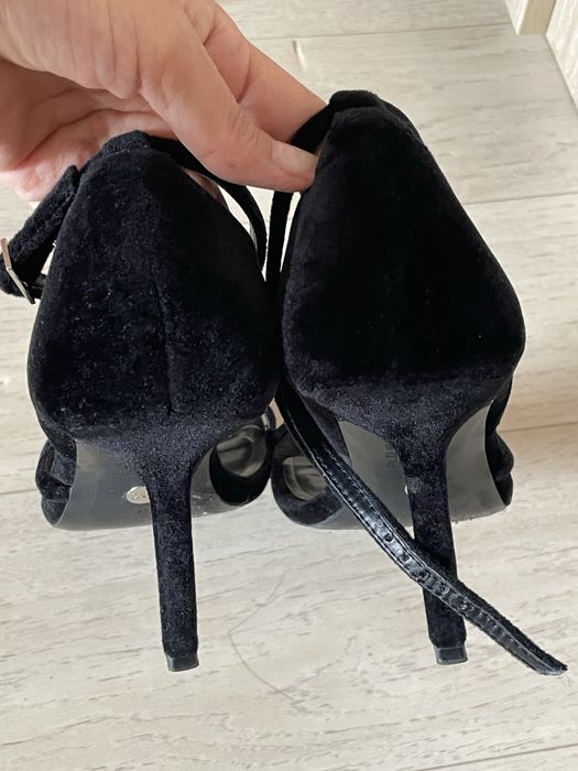 Босоножки от Zara