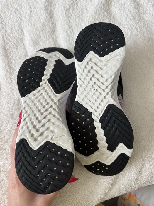 Маратонки Nike