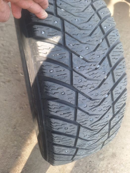 Шины зимние шипы