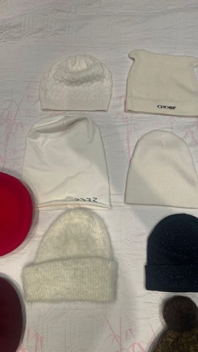 Шапки разные женские
