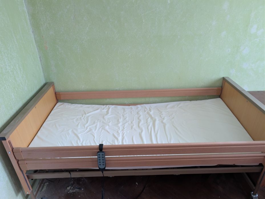 Болнично легло (ново)