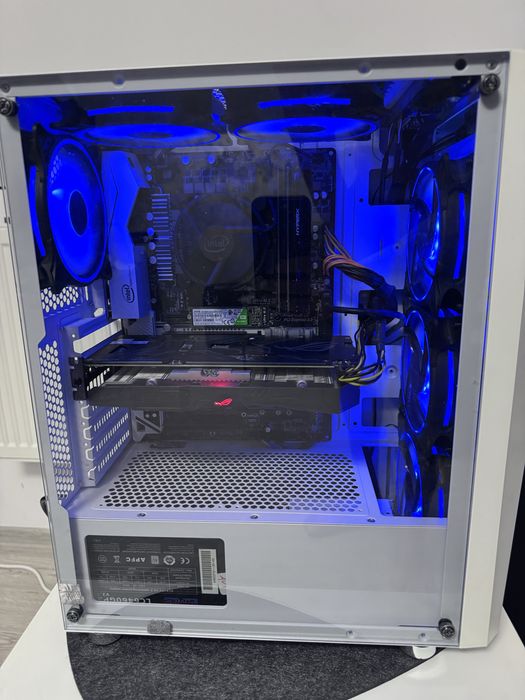 Vand pc gaming low-medium i5 7400 , gtx1050ti 4gb