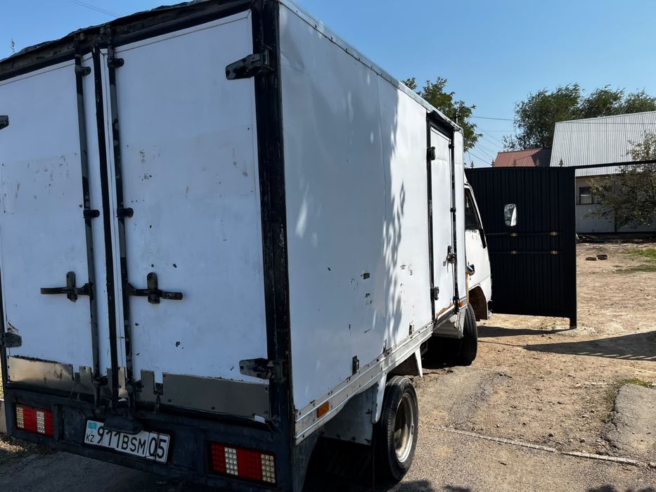 JBC грузовой автомобиль