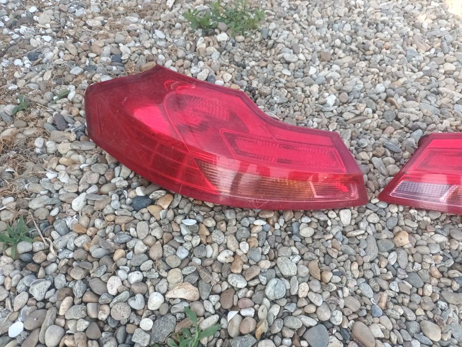 ляв и десен стоп за опел инсигния комби 08 -15 OPEL INSIGNIA инсигниа