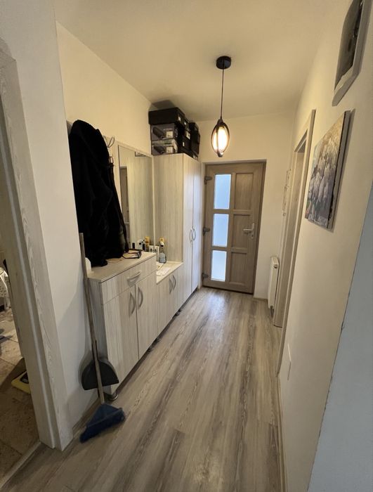 Inchiriez casa comuna berceni