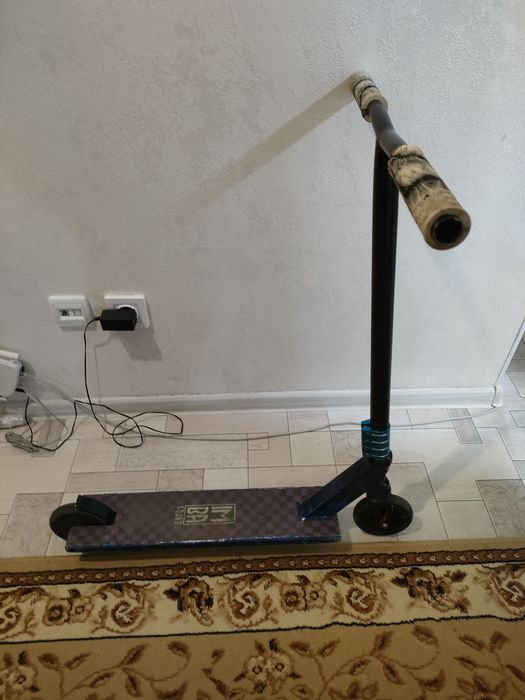 Самокат пиксель новатрак