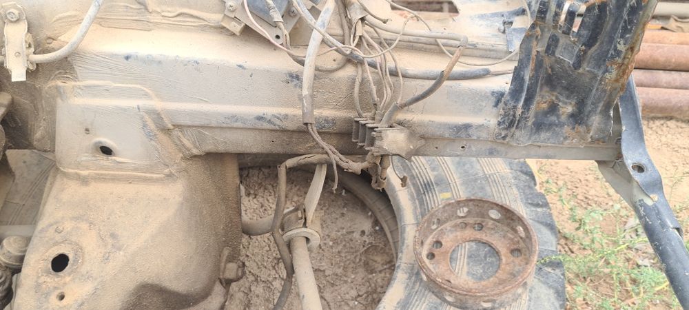 Мерседес бенс 190 х 201 кузов запчатга сотилади