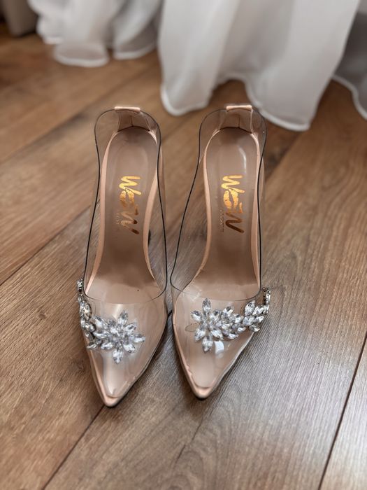 Дамски елегантни обувки размер 38