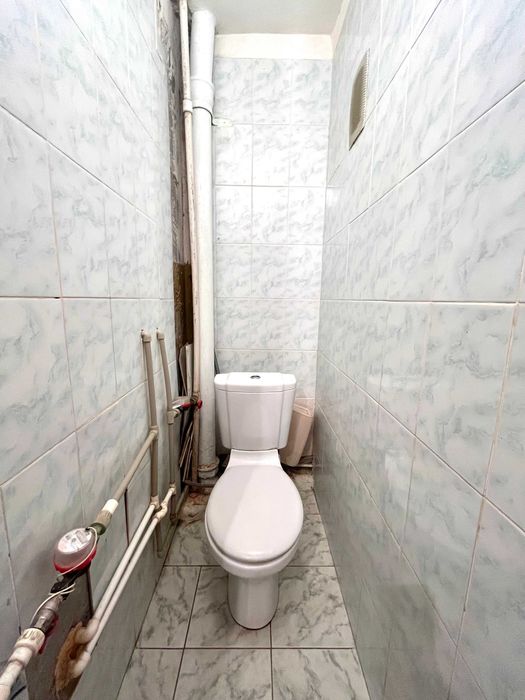 Продаётся 2 комн квартира