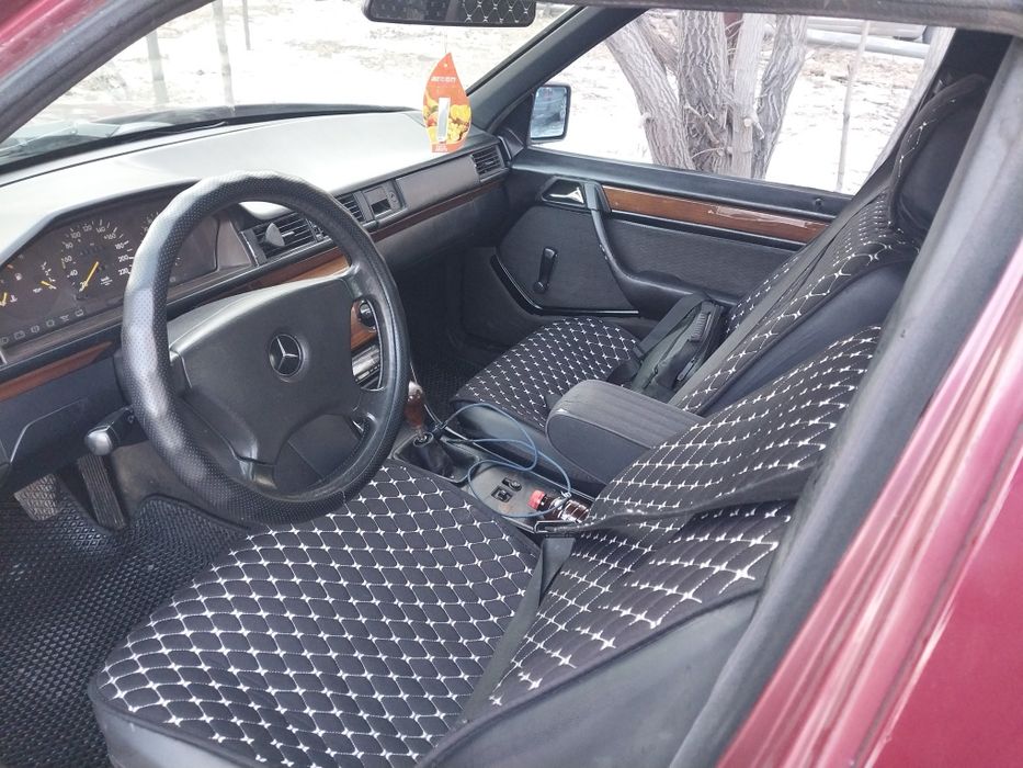 Продам легендарного Мерседеса,