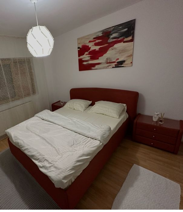 Pat matrimonial cu 2 noptiere