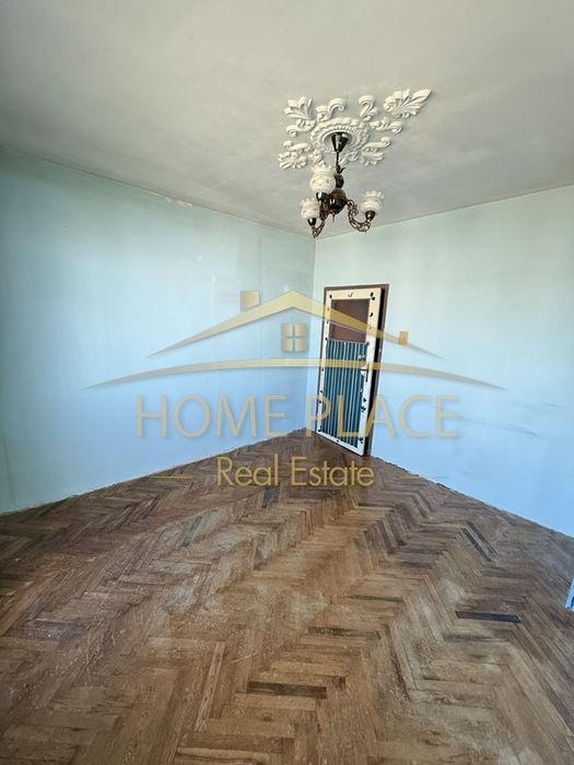 Продава се Тристаен апартамент в Варна, Аспарухово - 63 кв.м за 1429 €/кв.м - Снимка #2