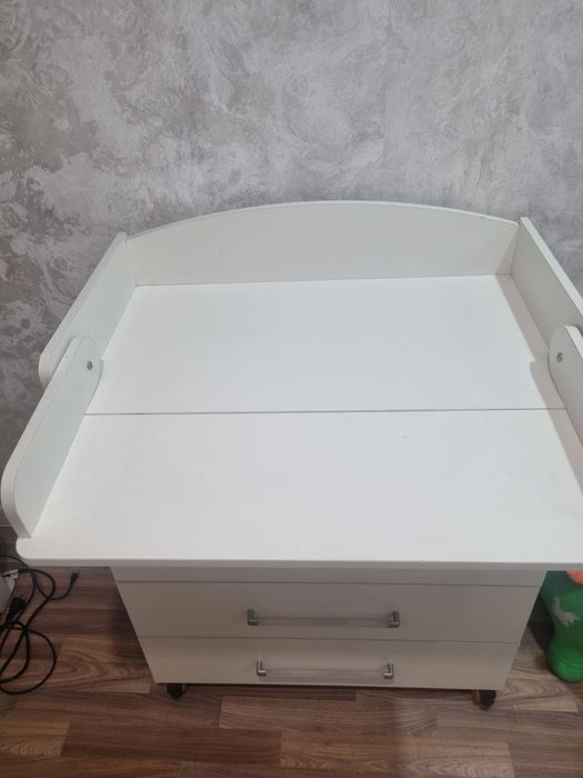 пеленальный столик