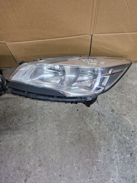 Faruri Ford Kuga 2015