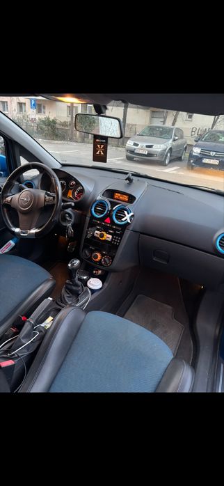Opel corsa OPC 1.6 turbo 192 cp