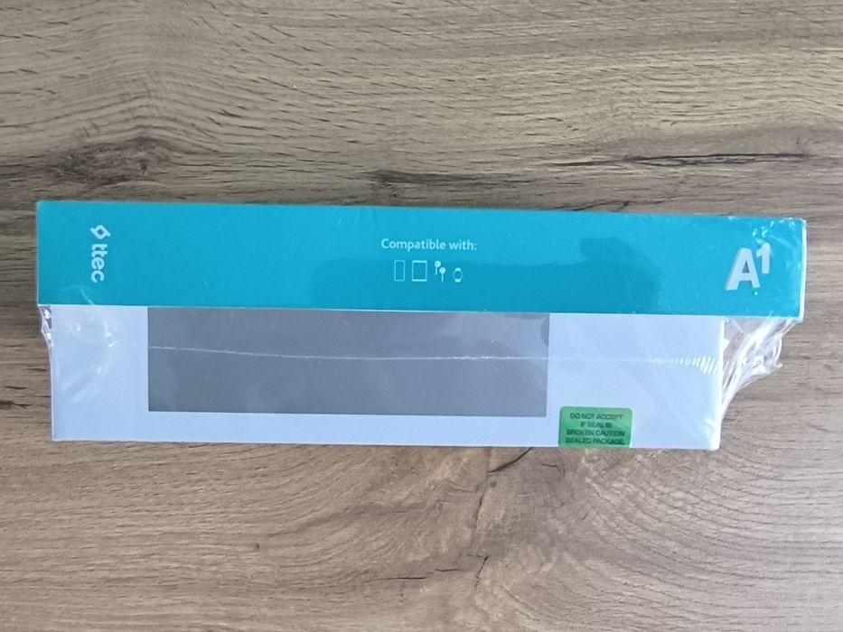 Мобилен телефон-OPPO A6x +Power bank