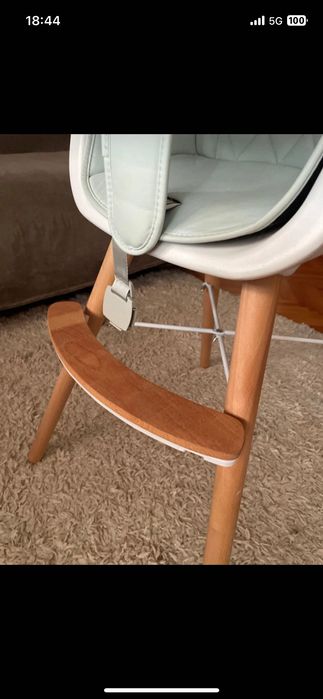 Scaun de masă bebe