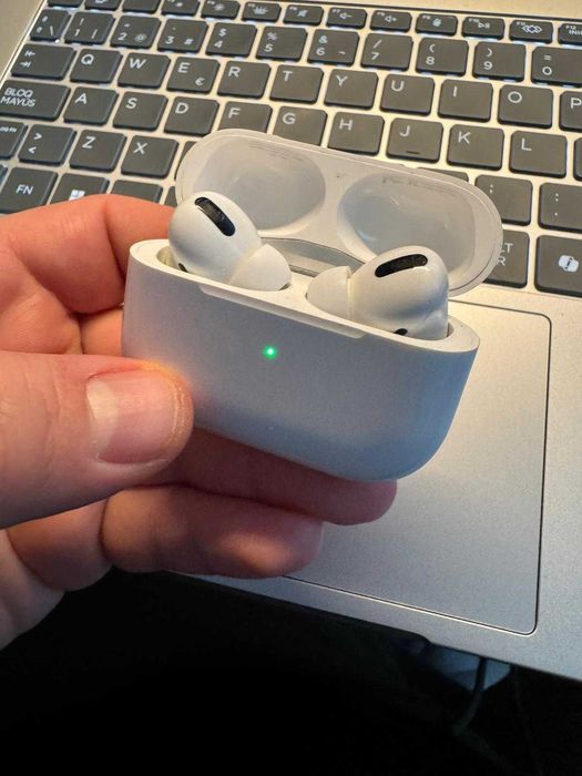 Casti Apple AirPods Pro 1 A2190 MagSafe Charging Case