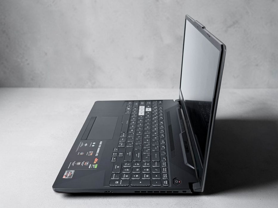 ASUS TUF Gaming A15 15.6" FHD 144Hz AMD Ryzen 5 7535HS 32GB DDR5 512GB SSD NVIDIA GeForce RTX 2050 4GB Перфектен! Гаранция!