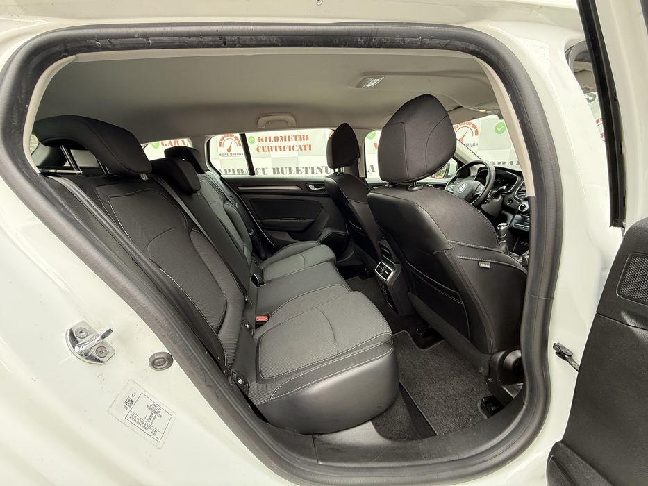 Renault Megane IV Facelift 1.5 DCi 116cp 2022 LED • NAVI • Pilot