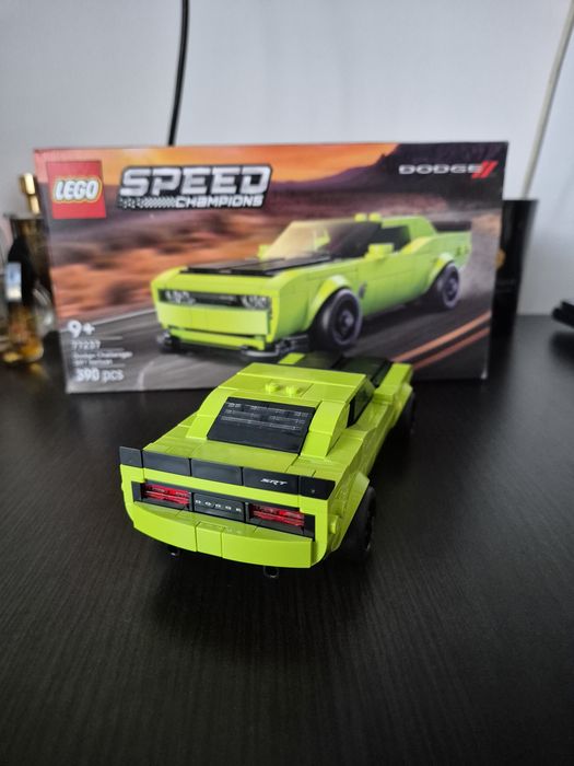LEGO Speed Champions - Dodge Challenger SRT Hellcat 77237