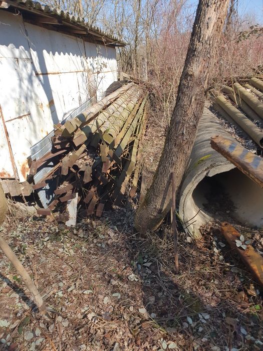 13 țevi de 5,2m și 30 ferme pentru construcția hală metalică / Țeavă d