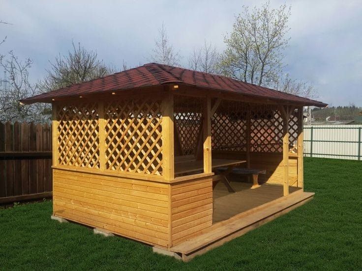 Terase, foișoare, magazii, pergole, căsuțe de gradina, magazii etc