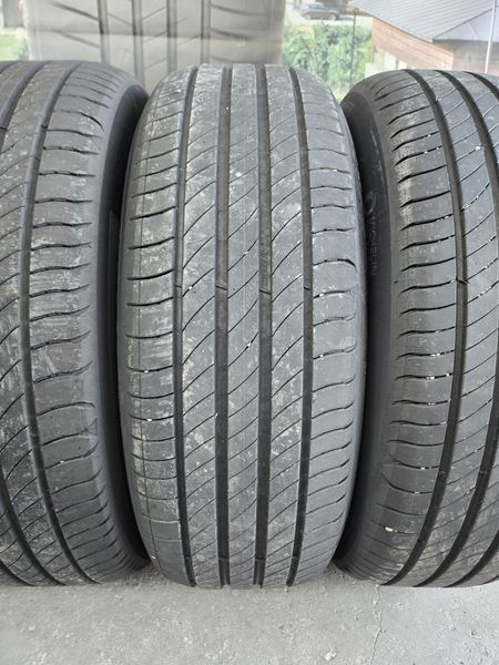 215/65/17 MICHELIN 4бр