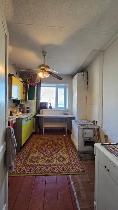 Продается 2 комн.квартира район Нахаловка