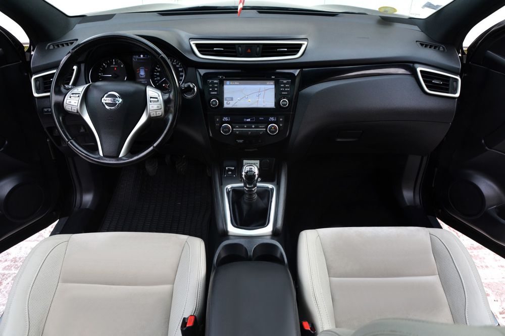 Nissan Qashqai Tekna 4×4 1.6Dci 131CP  Premier Edition