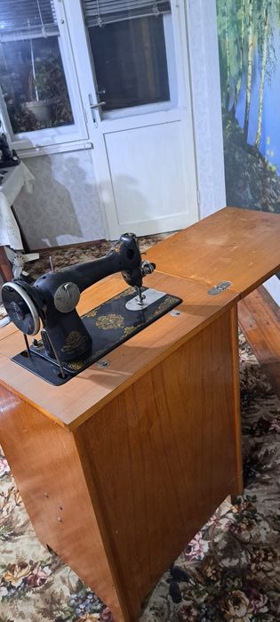 Стара шевна машина.