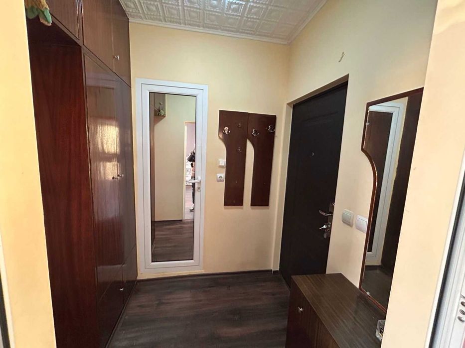 Гарсониера в Три Чучура север