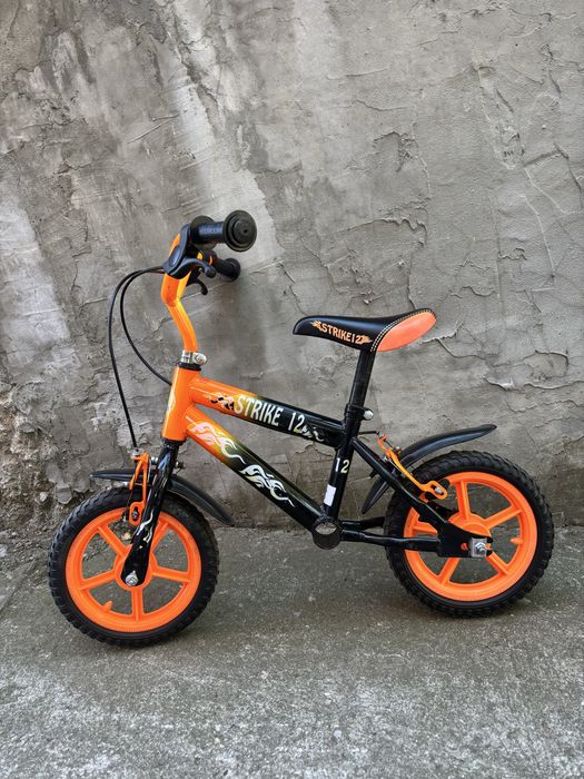 Детско баланс колело Strike 12” с предна и задна спирачка