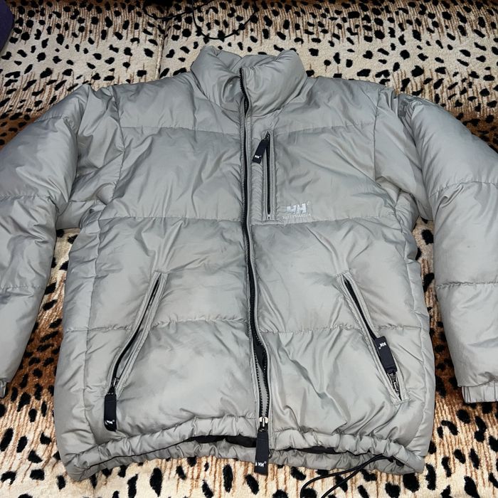 Оригинално сиво пухено яке Helly Hansen