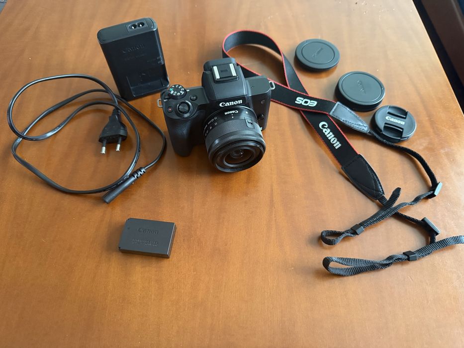 Фотоапарат Canon EOS M50