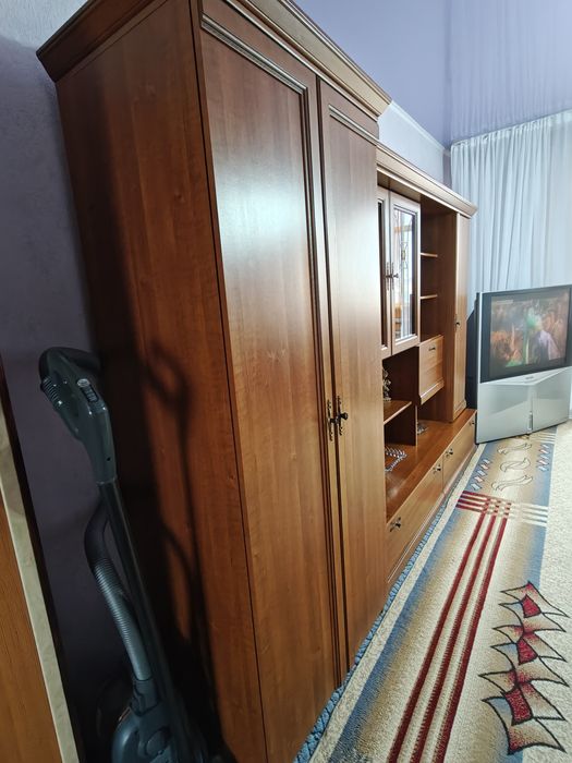 Продам стенку для гостиной