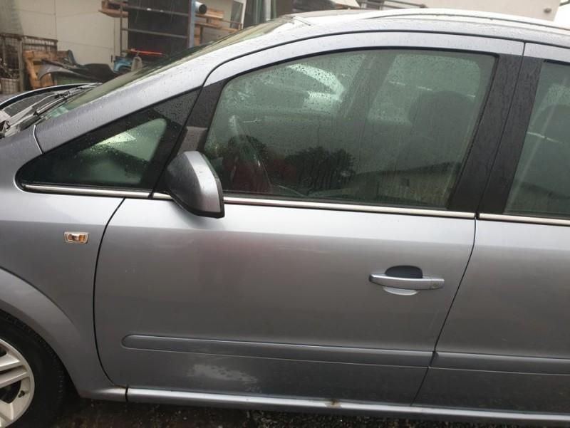 Geam usa stanga fata dreapta fata Opel Zafira B Facelift