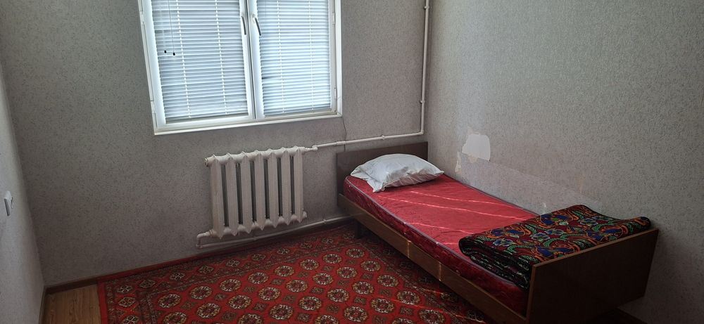 Тинчлик метрога 100 метр 4 хонали квартира оилага