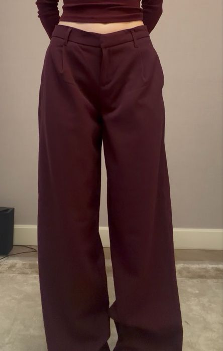 Бордовые класические брюки