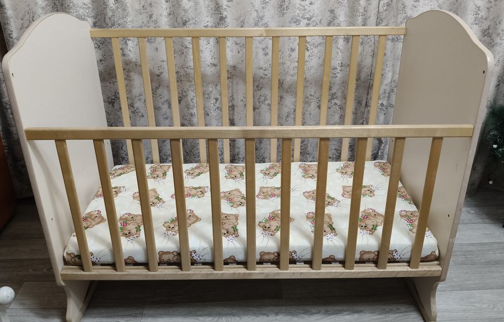 Детская кровать б/у