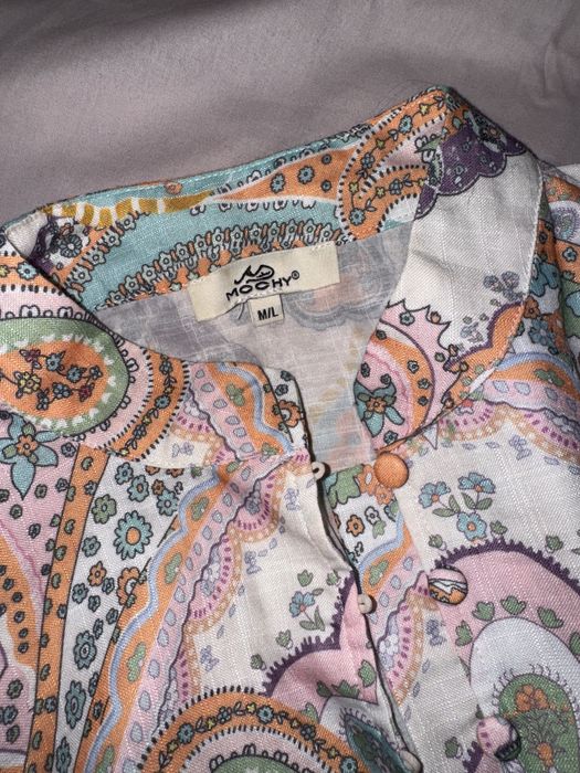 Vand rochie cu imprimeu