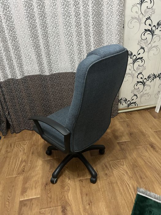 Компьютерный стул