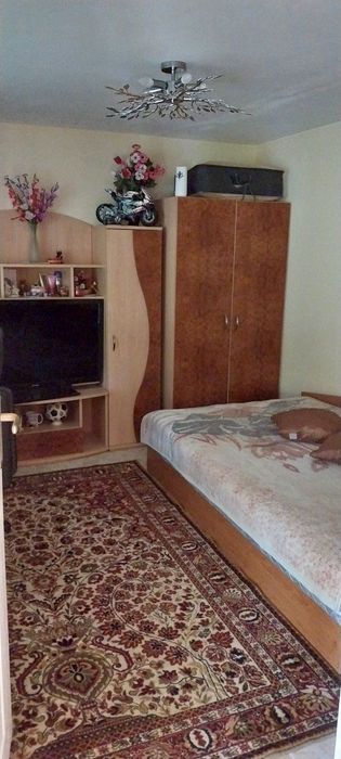 Продава масивна къща в гр. Ловеч, кв. Вароша
